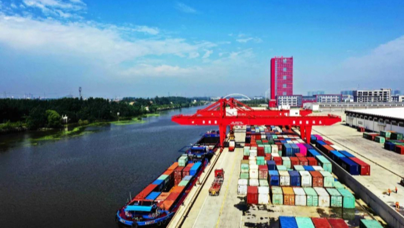 内贸海运集装箱小柜可以装几多吨？？？