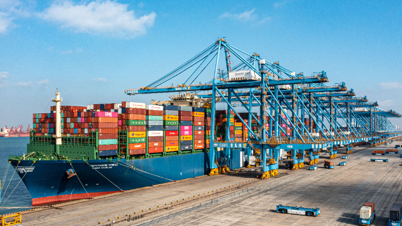 创纪录！！今年全球海运集装箱船交付量已达410艘250万TEU